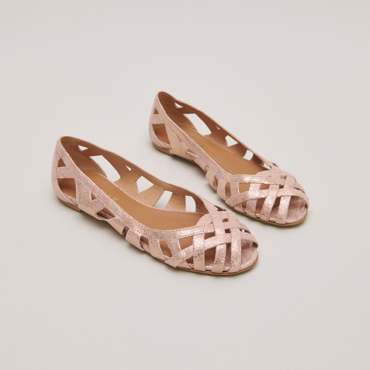 Ballerines ajourées en croûte