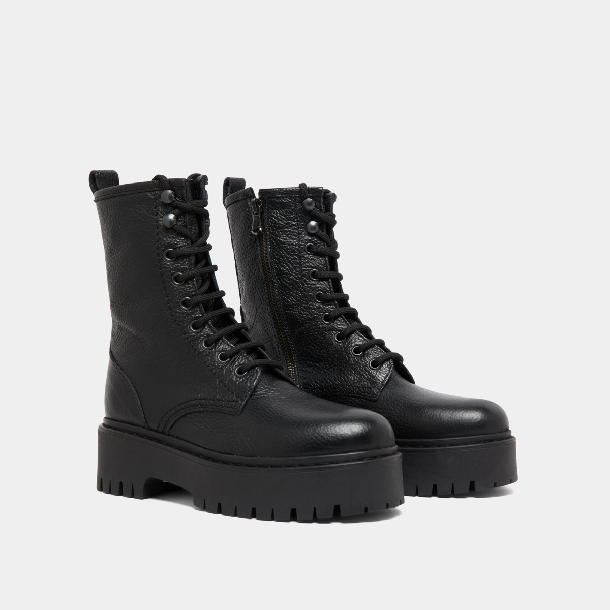 Boots à plateformes et lacets – Image 4