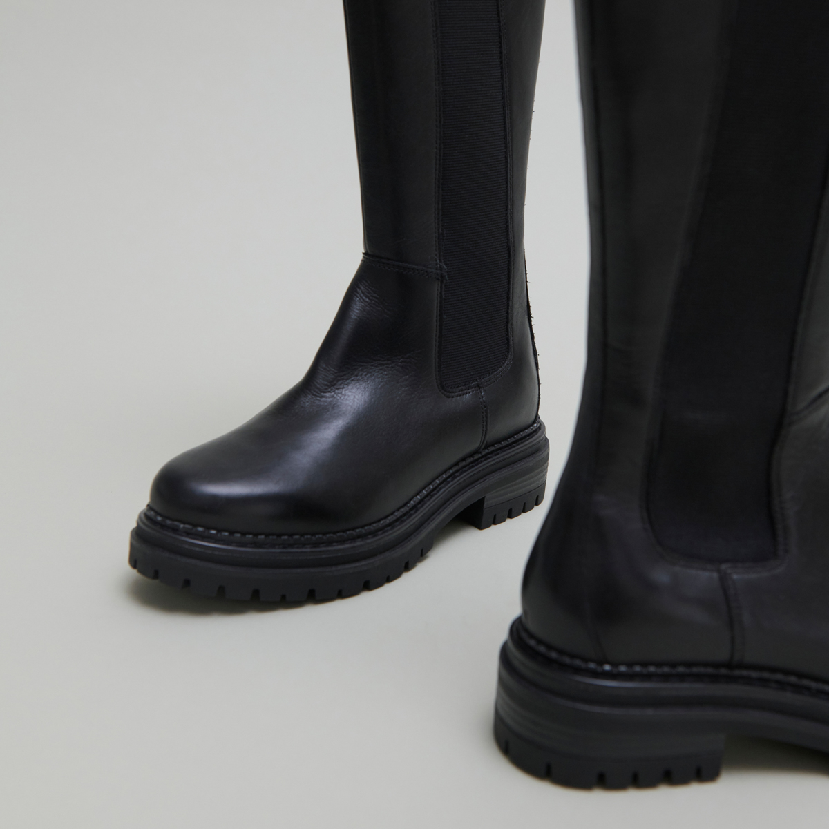 Bottes à bouts ronds et semelles crantée... – Image 5