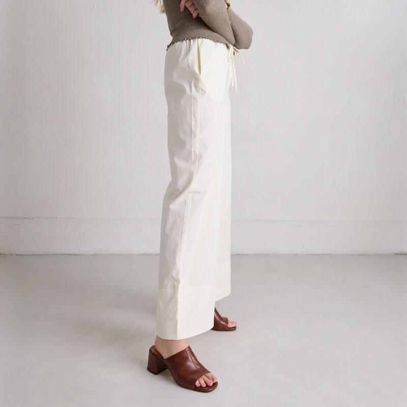 Mules à talons et bouts ouverts