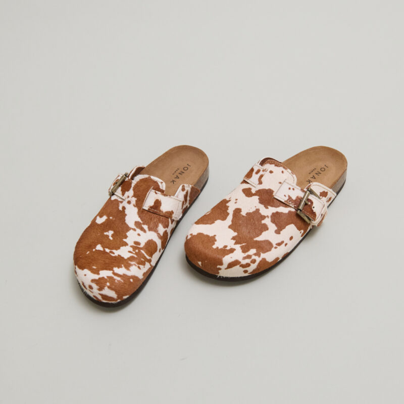 Mules à boucles