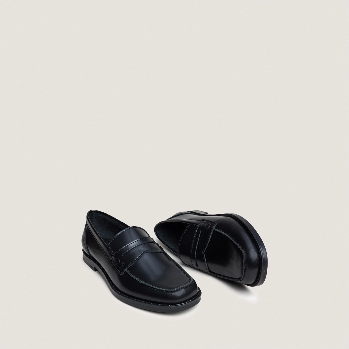 Mocassins à bouts carrés