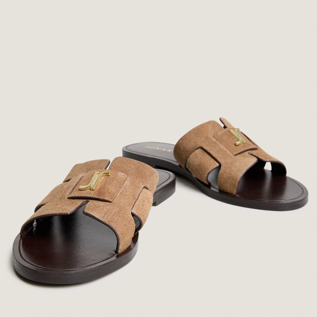 sandales à monogrammes
