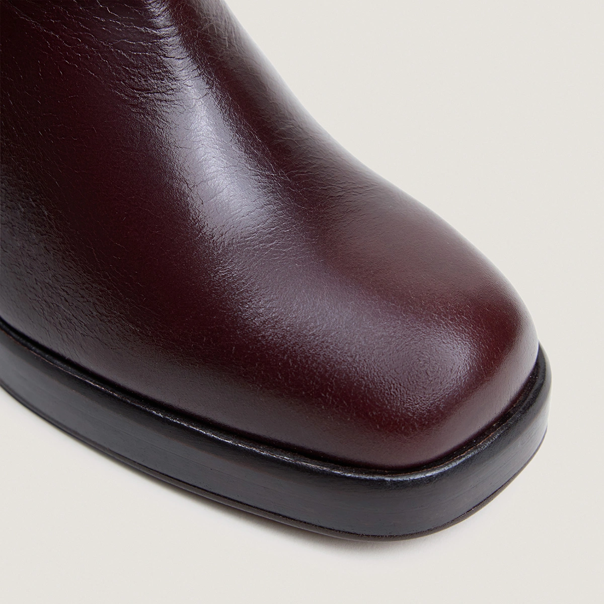 Bottines à plateformes et bouts carrés – Image 3